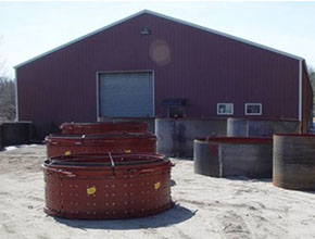 Our very efficient firebox with replacable baskets gives temperature control at both the high end and the low end of the temperature spectrum.